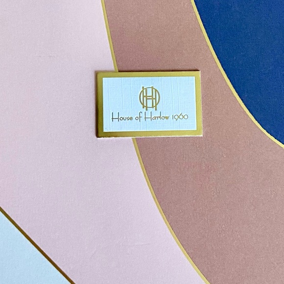 New, In box. Beautiful golden chain necklace. Adjustable length. - Picture 9 of 9